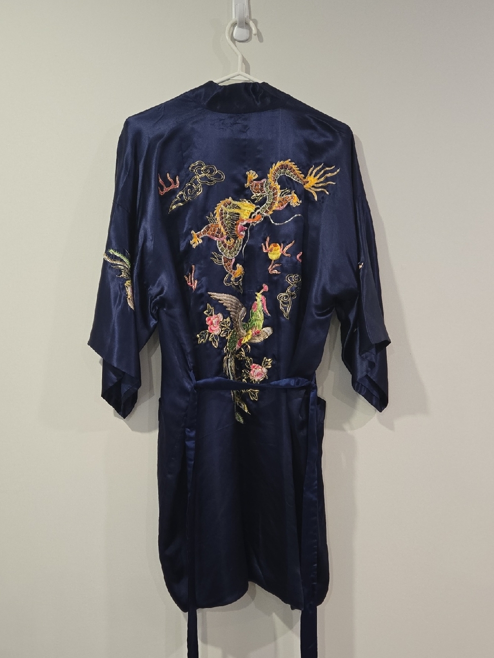 Vintage 80's Chinese Silk Embrodiered Robe - Picture 9 of 14